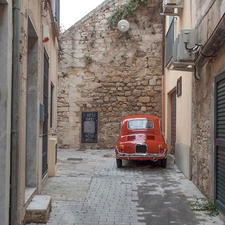 Aristogatti Hotel Ragusa Bagian luar foto