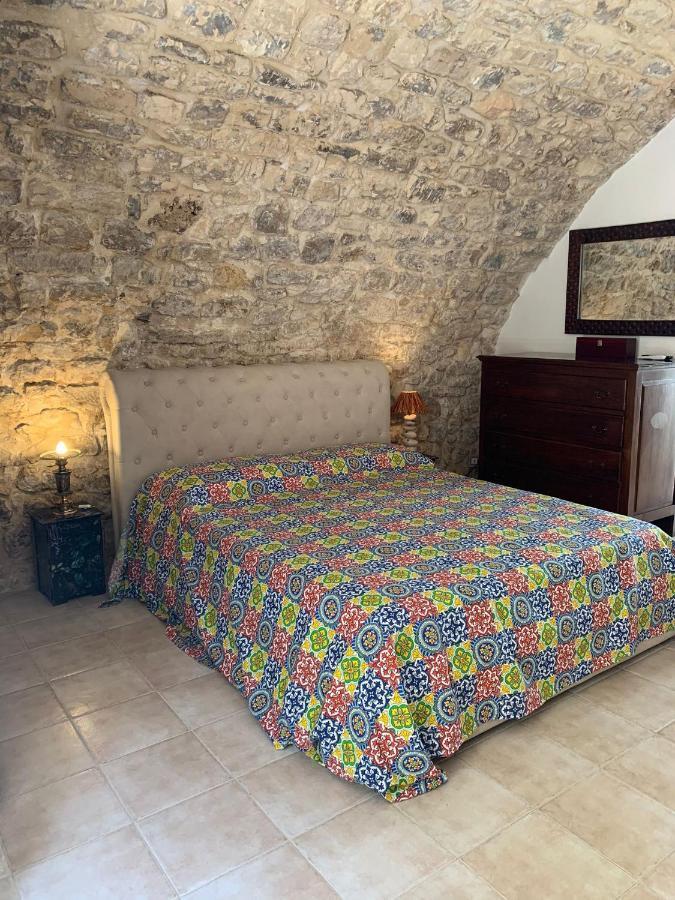 Aristogatti Hotel Ragusa Bagian luar foto