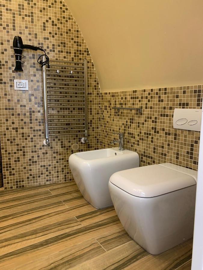 Aristogatti Hotel Ragusa Bagian luar foto
